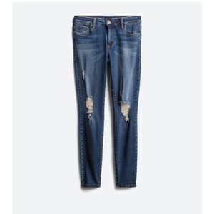 Noreen Distressed Skinny Jean
